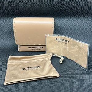 burberry sunglasses case